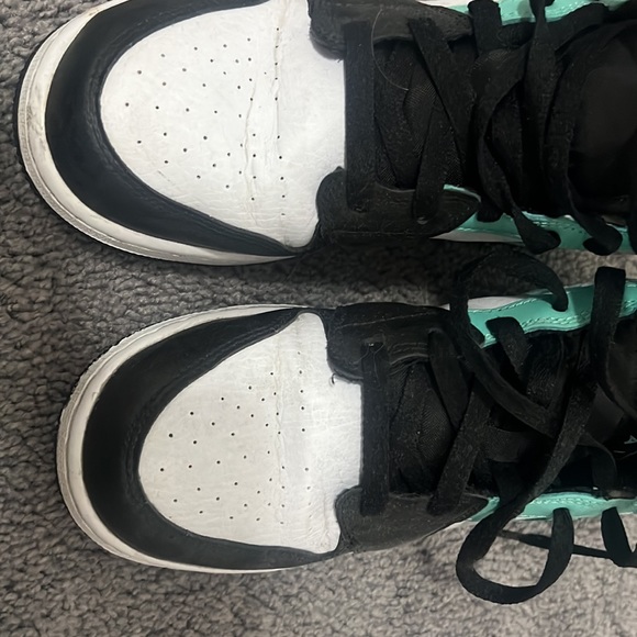 Nike Air Jordan 1 Y6 - Picture 3 of 6